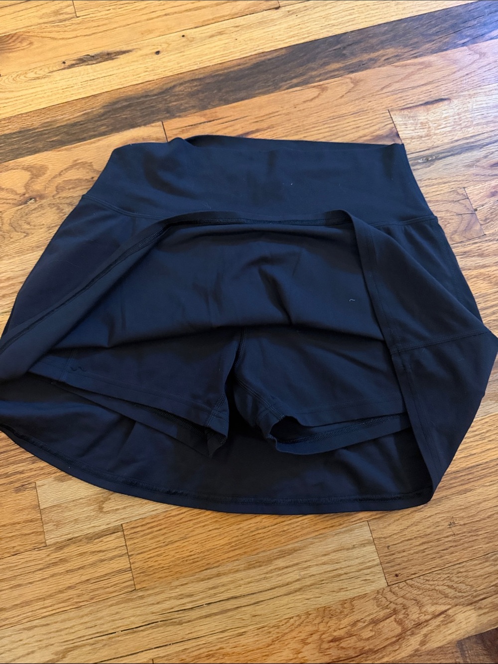 lululemon athletica Black Circle Skater Skirt with Wide Waistband - Picture 5 of 5